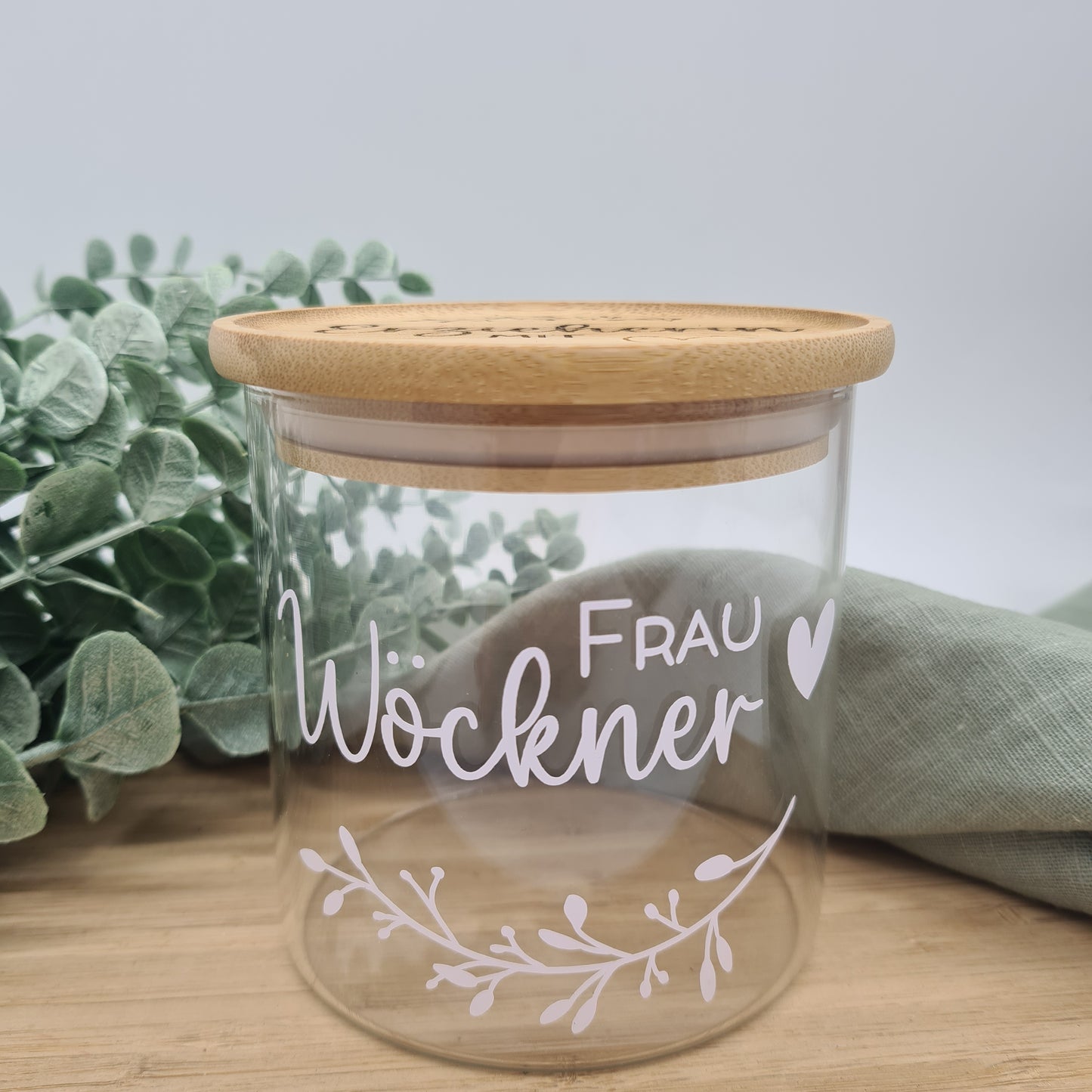 Personalisiertes Erzieherin Glas mit lasergraviertem Deckel, vakuumversiegelt, zum Selbstbefüllen.