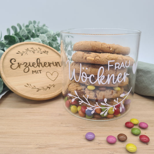 Personalisiertes Erzieherin Glas mit lasergraviertem Deckel, vakuumversiegelt, zum Selbstbefüllen.