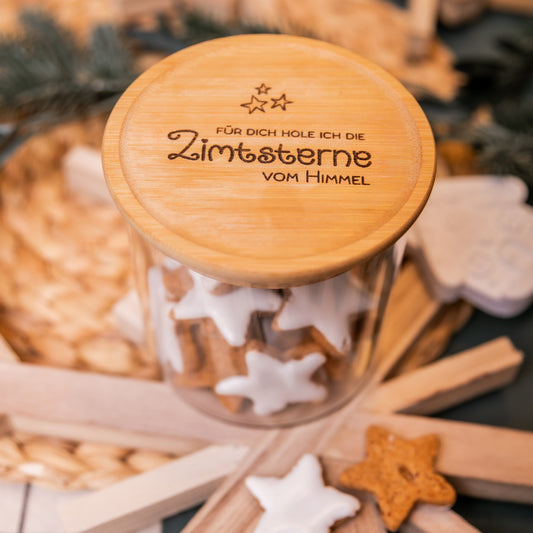 Glasbehälter mit graviertem Bambusdeckel – „Für Dich Hole Ich Die Zimtsterne Vom Himmel“ | Nachhaltiger 10cm Aufbewahrungsbehälter für Weihnachtsleckereien