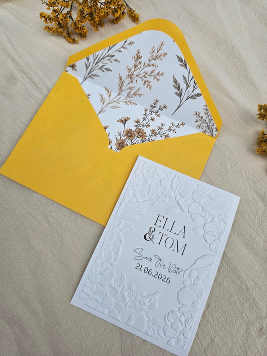 Florale Save-the-Date-Karte mit Reliefprägung