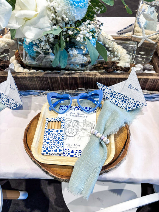 Personalisierte maritime Kinder-Tischsets – Mitmachheft + Papierboot + Sonnenbrille + Buntstifte (Hamburg / Elbphilharmonie)