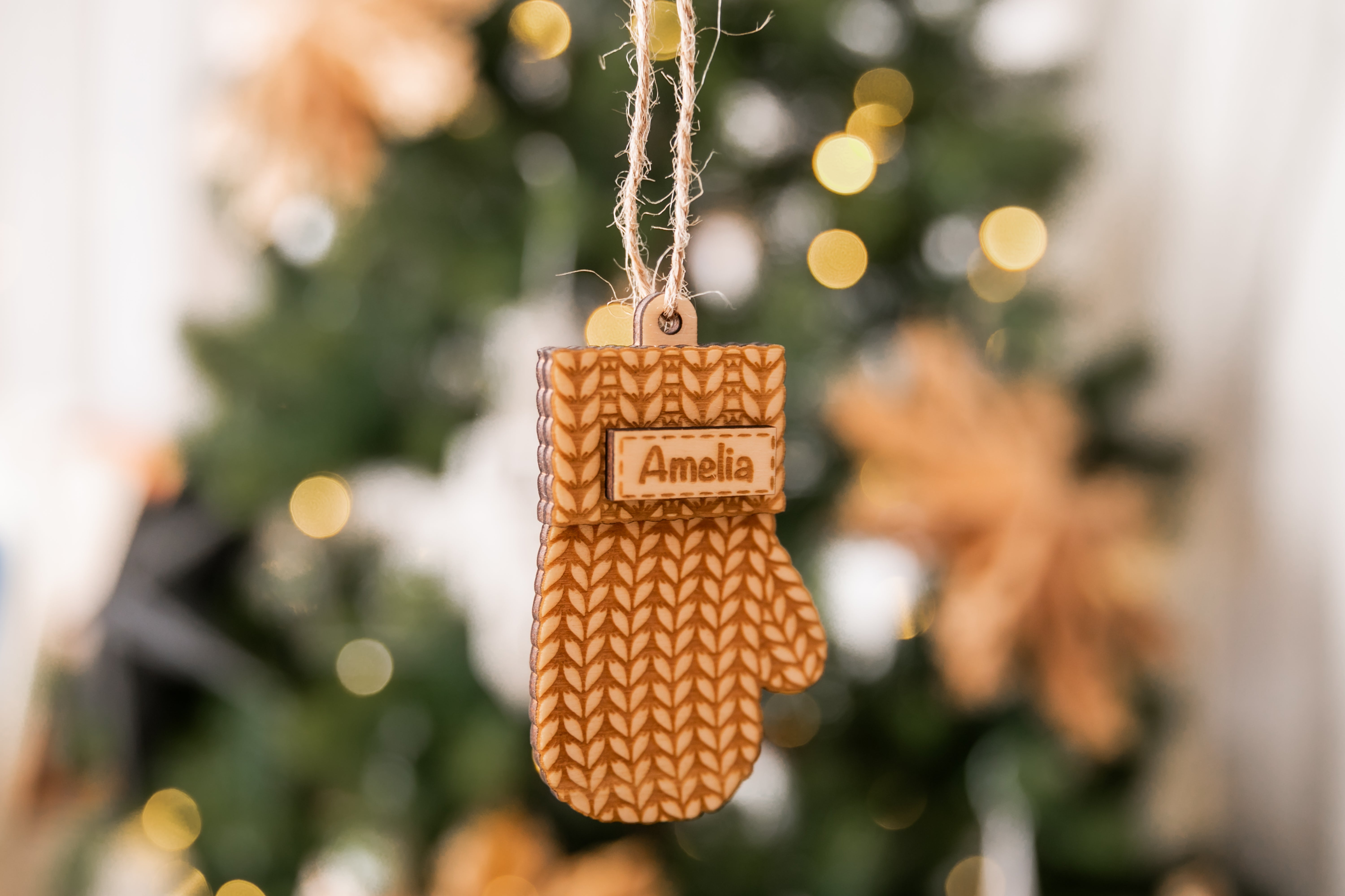 Holz-Mitten-Ornament