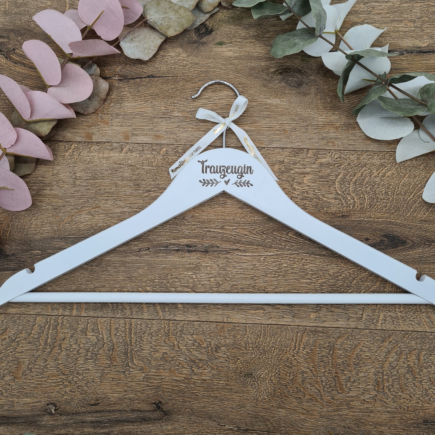 Wood-Engraved "Trauzeugin" Hanger with Botanical Greenery Leaf Detail