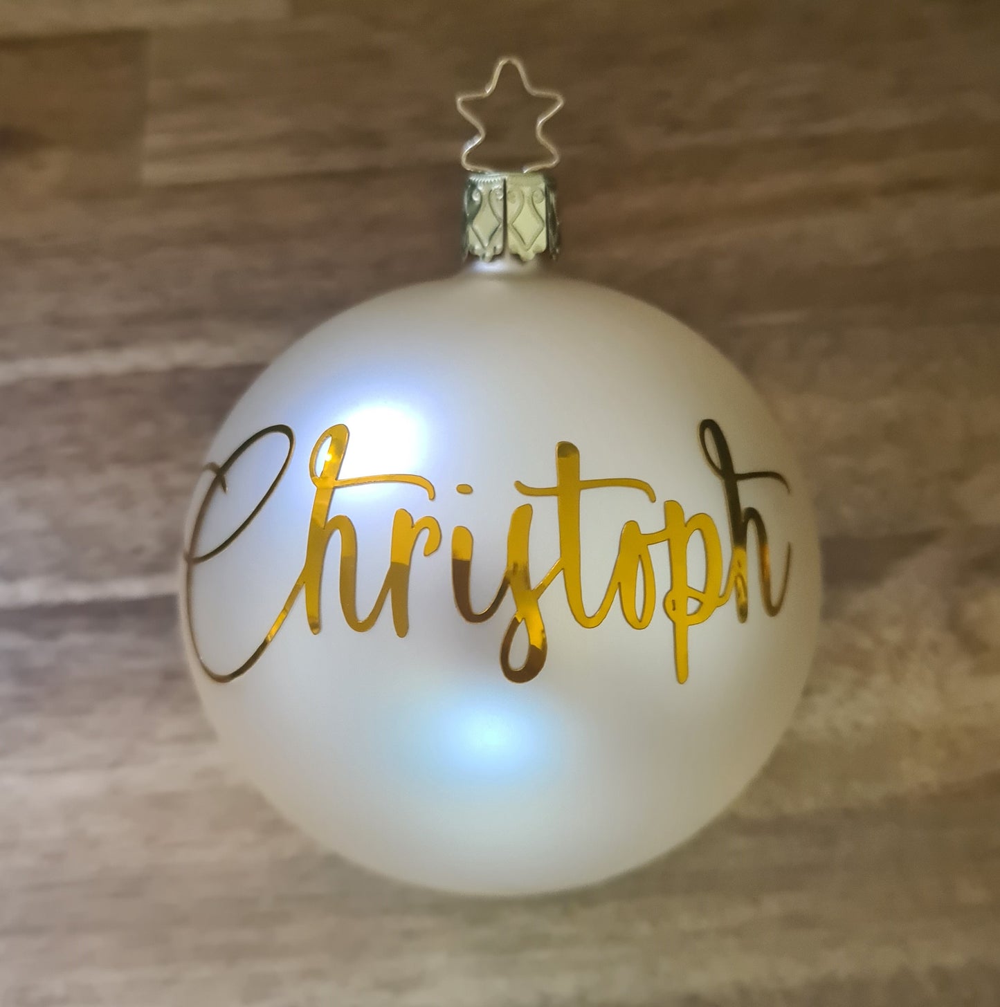 Echte mundgeblasene Glaskugel in Champagner mit Wunschname in Metallisches Gold, 6 und 8cm