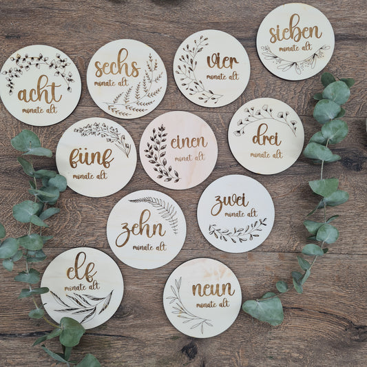 Runde Holzkarten - Baby's First Year Milestones