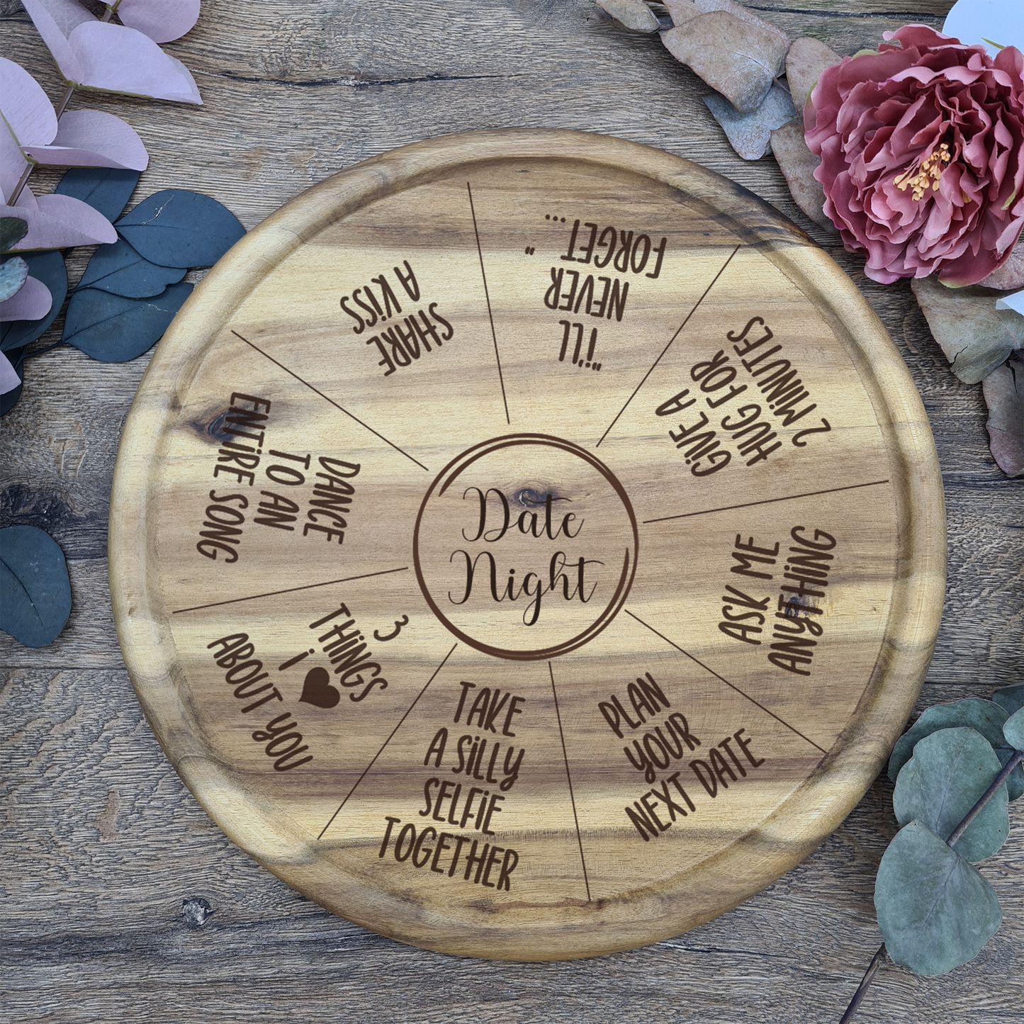 Date Night Pizzabrett für Paare, 32cm Akazienholz FSC zertifiziert