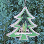 Video laden en afspelen in Gallery-weergave, Large 3D Wood Christmas Tree Ornament with Hand-painted Winter Wonderland Scene
