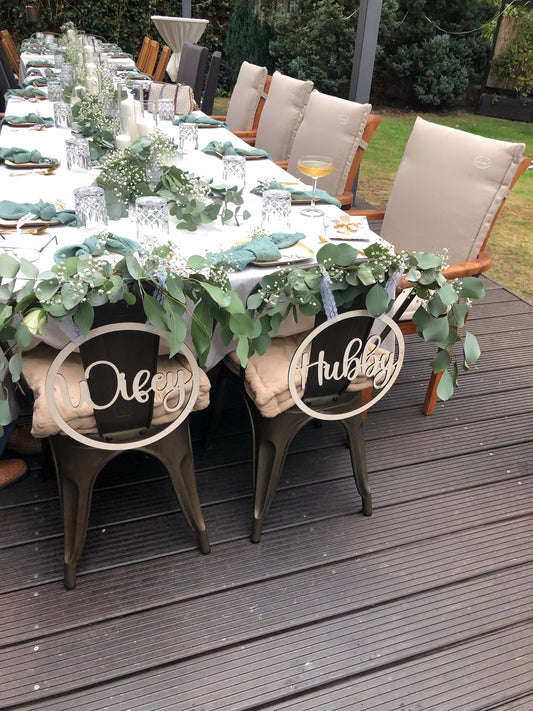 "Hubby" & "Wifey" Hochzeitsstuhl-Schilder für Braut und Bräutigam