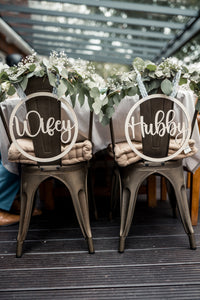 "Hubby" & "Wifey" Hochzeitsstuhl-Schilder für Braut und Bräutigam